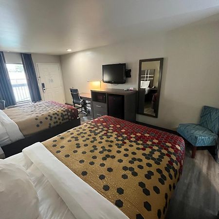 Econo Lodge Inn & Suites Murfreesboro Exterior foto
